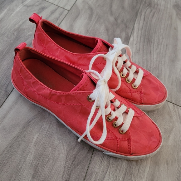 Coach Suzzy Signature Sneakers size 7B - Picture 1 of 8
